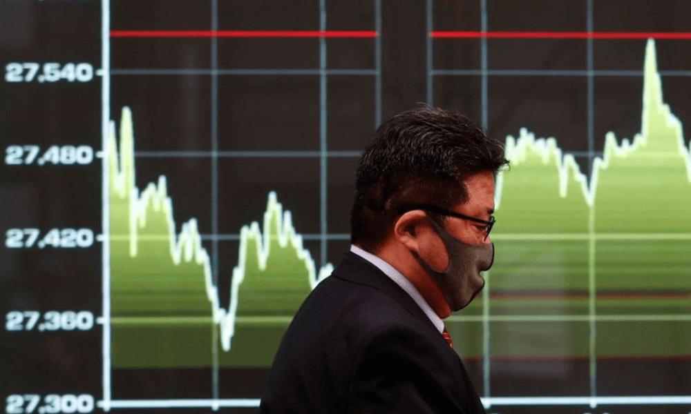 Asia shares edge up with U.S. futures, oil gains